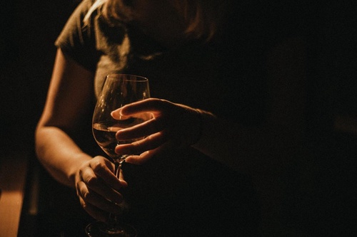 Breast Cancer Risk Linked to Alcohol: What Women Should Know